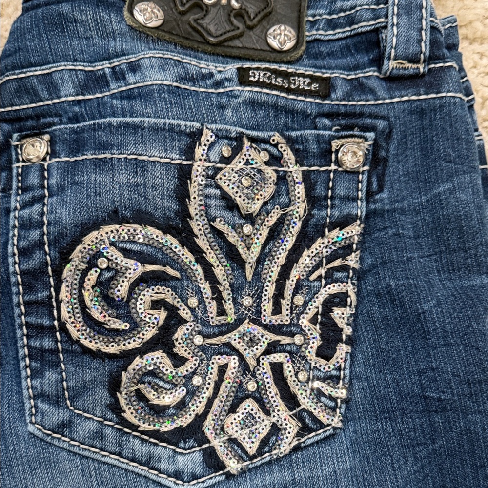 Miss Me Skinny Jeans 31